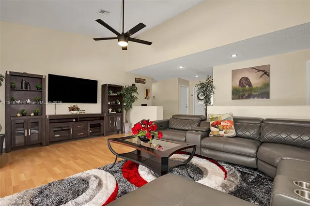 $587,000 | 7921 Northwest 90th Avenue, Tamarac, FL 33321