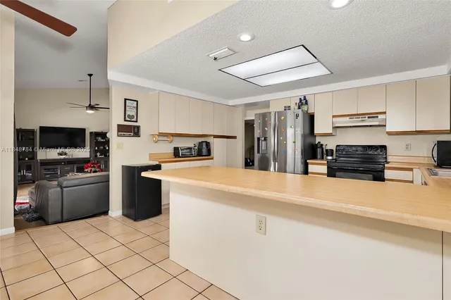 $587,000 | 7921 Northwest 90th Avenue, Tamarac, FL 33321