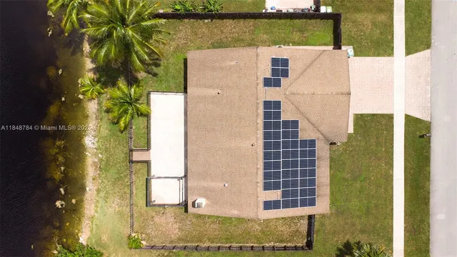 $587,000 | 7921 Northwest 90th Avenue, Tamarac, FL 33321