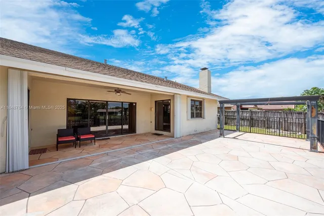 $587,000 | 7921 Northwest 90th Avenue, Tamarac, FL 33321