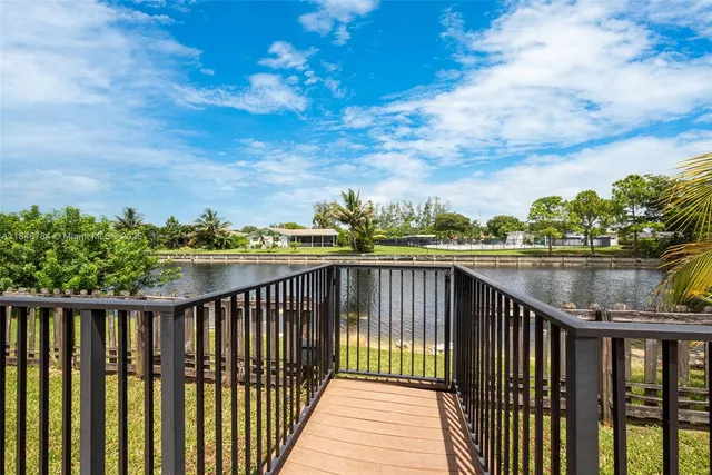 $587,000 | 7921 Northwest 90th Avenue, Tamarac, FL 33321