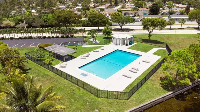 $587,000 | 7921 Northwest 90th Avenue, Tamarac, FL 33321