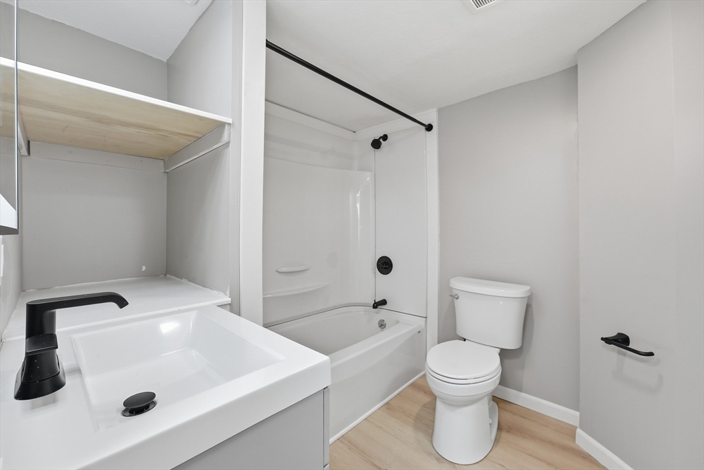 342 Front Street, Unit 2L Chicopee, MA 01013 - Photo 18 of 28 Gallery Image 18