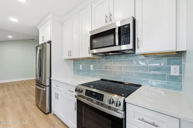 $2,500 | 303 Hixon Place, Wilmington, NC 28411