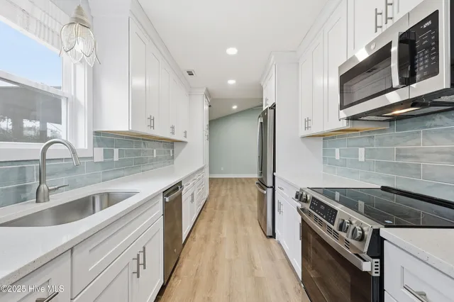 $2,500 | 303 Hixon Place, Wilmington, NC 28411