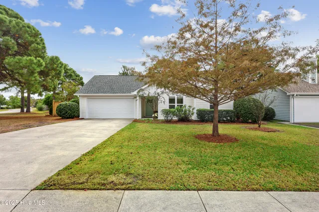 $2,500 | 303 Hixon Place, Wilmington, NC 28411