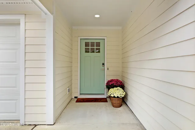 $2,500 | 303 Hixon Place, Wilmington, NC 28411