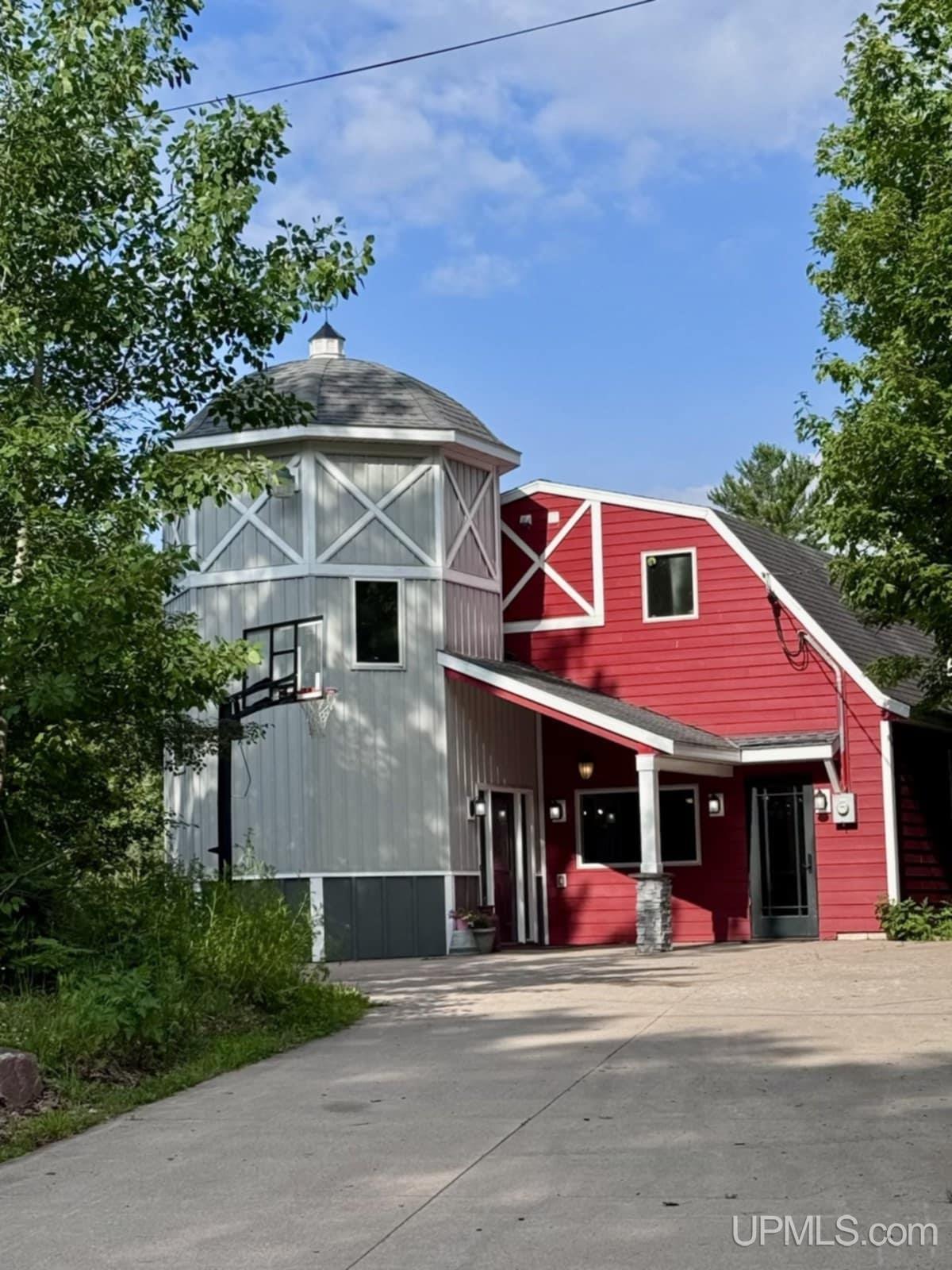 3 Maple Ridge Road Negaunee, MI 49866 - Photo 2 of 51