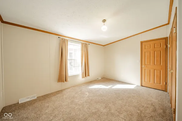 $299,900 | 910 Vance Court, Kingman, IN 47952