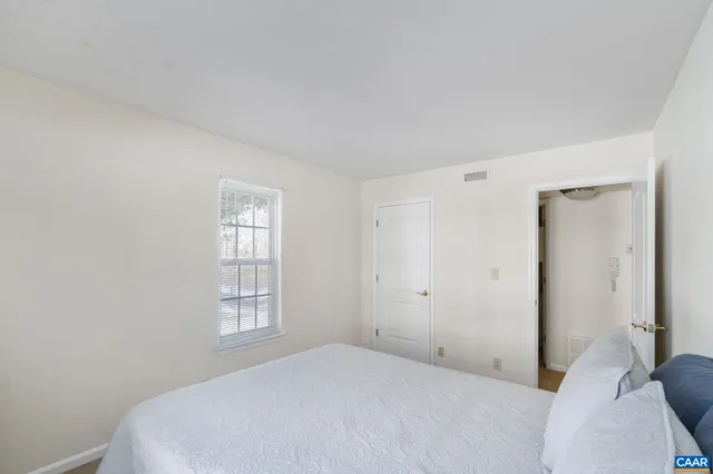 $194,900 | 1264 Villa Lane, Unit C, Charlottesville, VA 22903