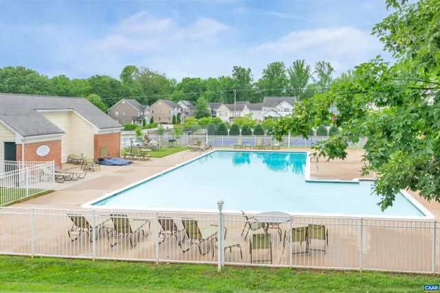 $194,900 | 1264 Villa Lane, Unit C, Charlottesville, VA 22903