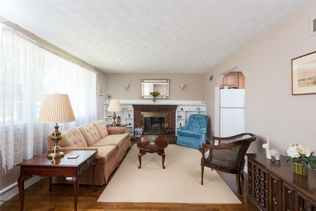 6 Polk Road Hingham, MA 02043 - Photo 2 of 27 Gallery Image 2