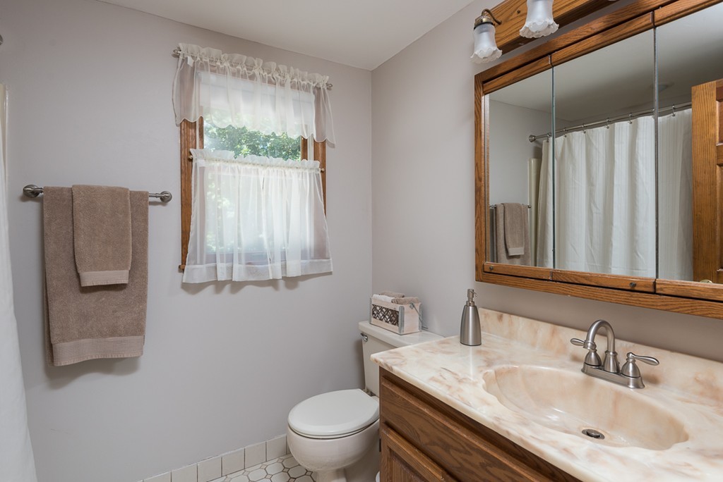6 Polk Road Hingham, MA 02043 - Photo 21 of 27 Gallery Image 21
