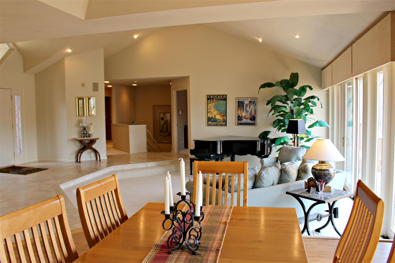 201 West Ravinwoods Road Peoria, IL 61615 - Photo 5 of 23 Gallery Image 5