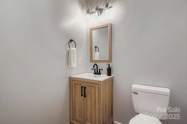 $370,000 | 14222 Walkers Crossing Drive, Unit 20, Charlotte, NC 28273