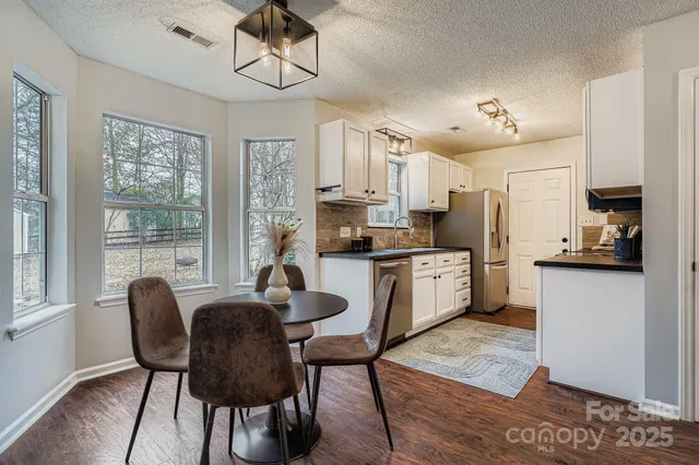 $370,000 | 14222 Walkers Crossing Drive, Unit 20, Charlotte, NC 28273