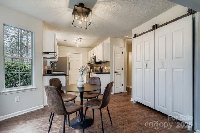 $370,000 | 14222 Walkers Crossing Drive, Unit 20, Charlotte, NC 28273