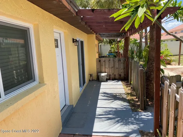 $1,300 | 8202 Canaveral Boulevard, Unit 3, Cape Canaveral, FL 32920