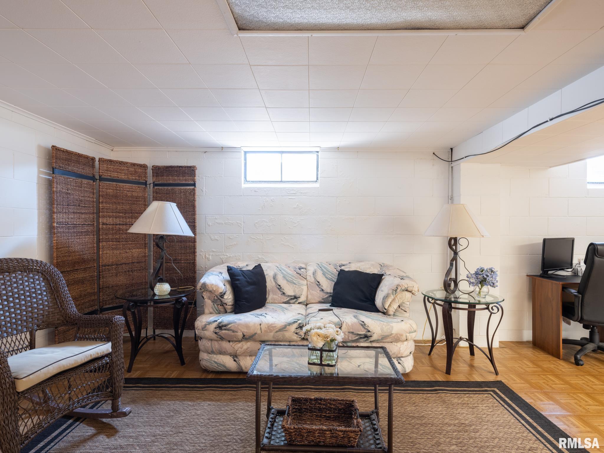 5518 North Hamilton Road Peoria, IL 61614 - Photo 20 of 27 Gallery Image 20