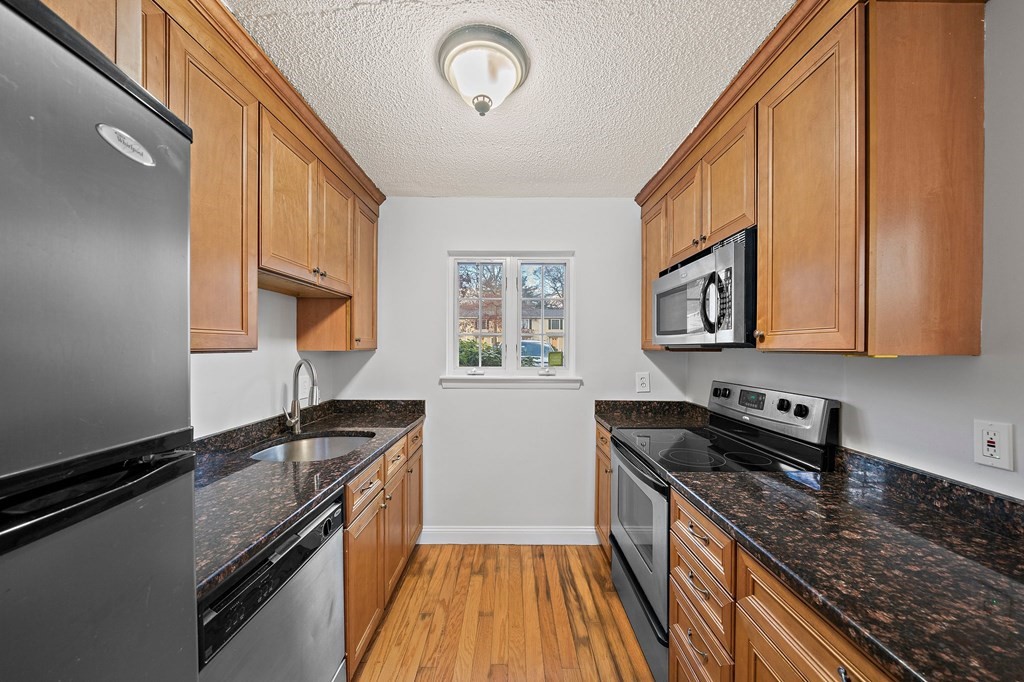 10 Nancy Road, Unit 8 Easton, MA 02375 - Photo 5 of 22 Gallery Image 5