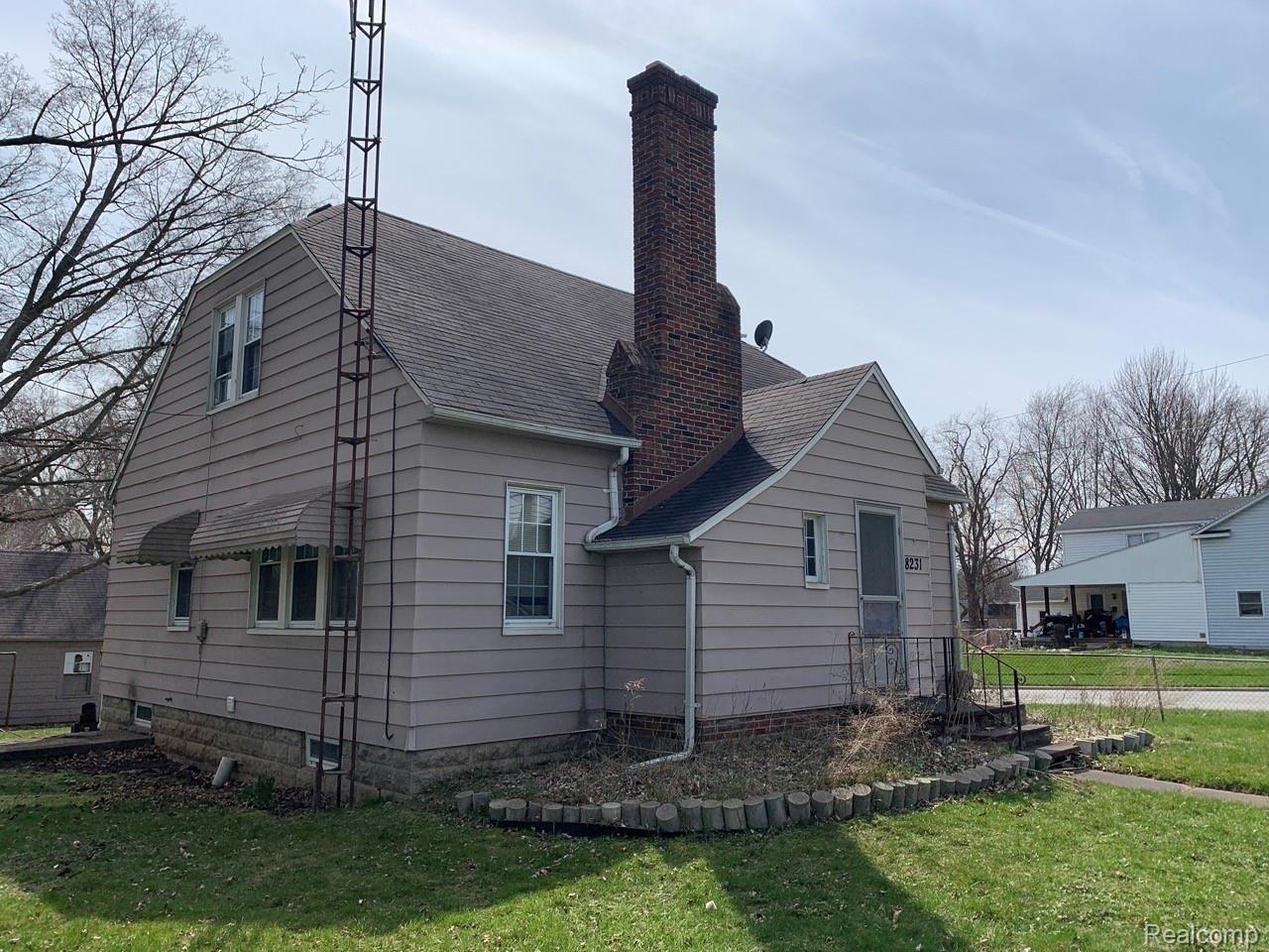 8231 Miller Road Swartz Creek, MI 48473 - Photo 1 of 9 IMG_6307 Large.jpeg