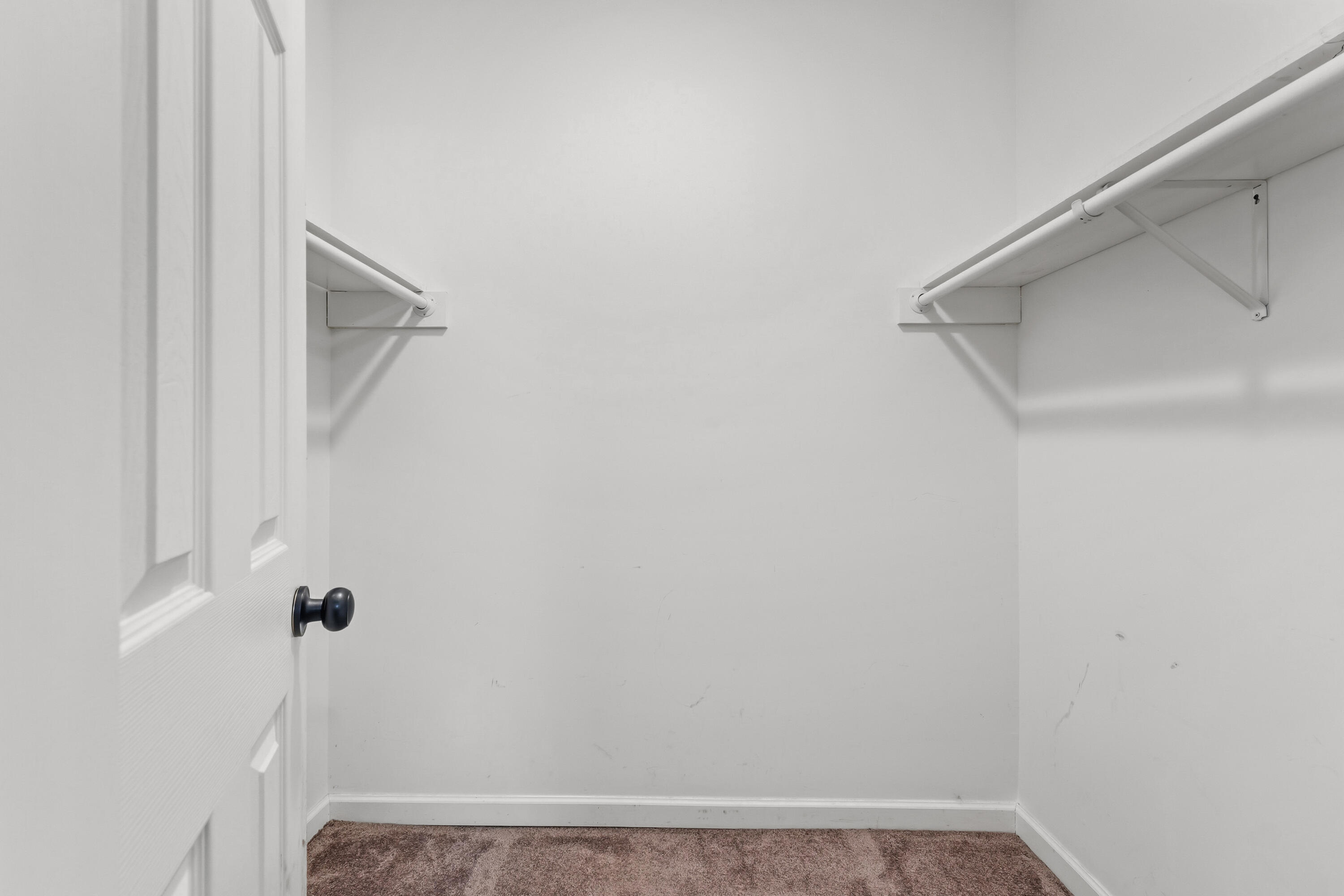 1260 Ridge Road Ridgeville, SC 29472 - Photo 19 of 36 Primary Closet