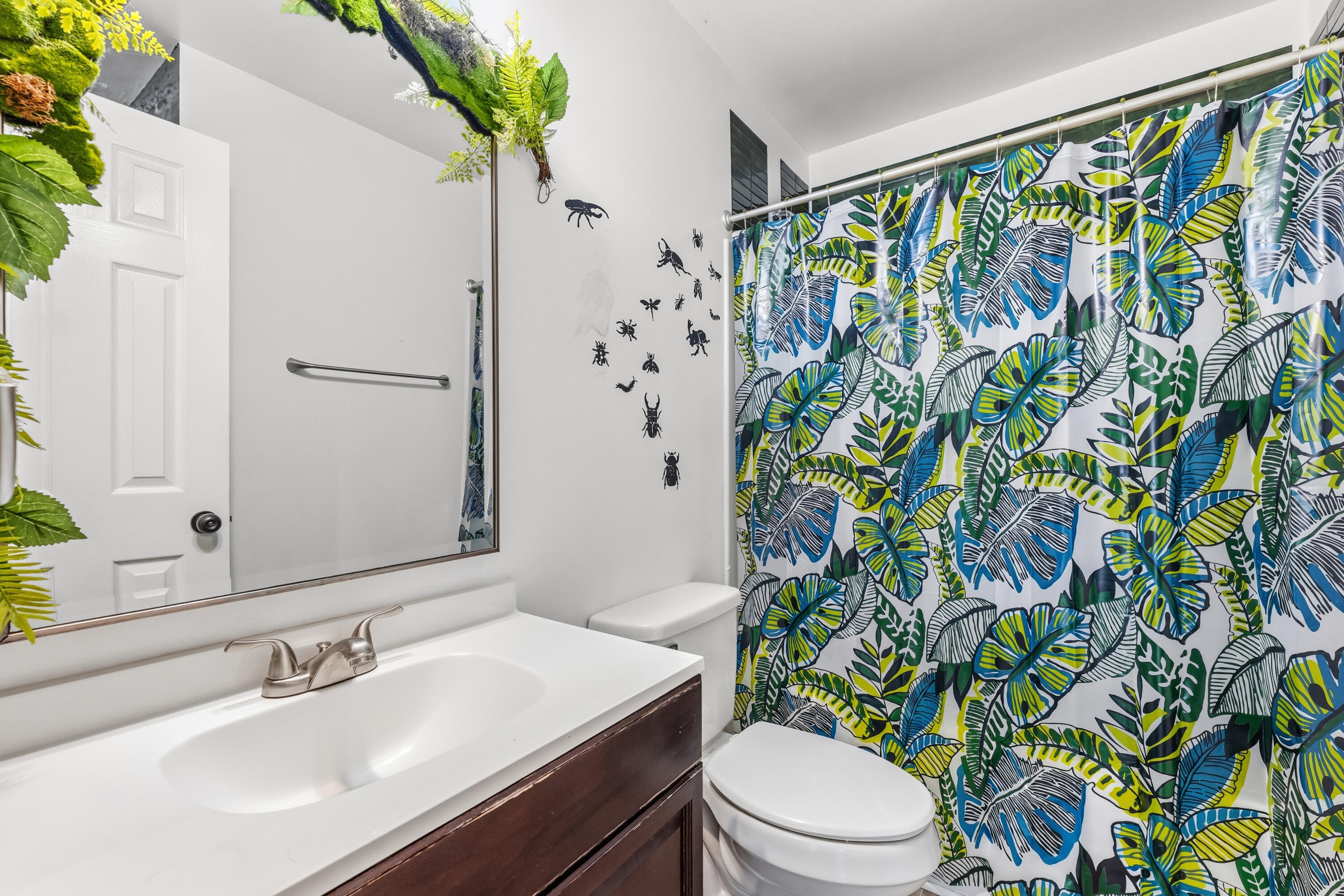 1260 Ridge Road Ridgeville, SC 29472 - Photo 23 of 36 Full Guest Bathroom