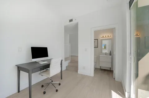 $675,000 | 703 Southeast 16th Court, Fort Lauderdale, FL 33316