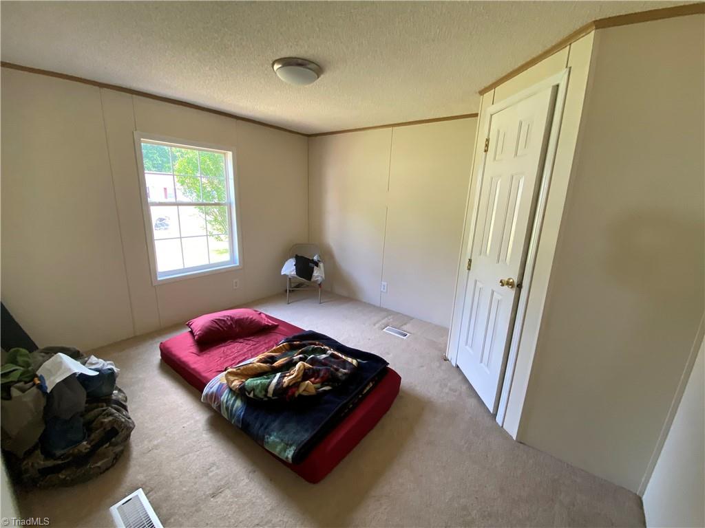 196 Smith Landing Road Mount Airy, NC 27030 - Photo 15 of 23 Gallery Image 15