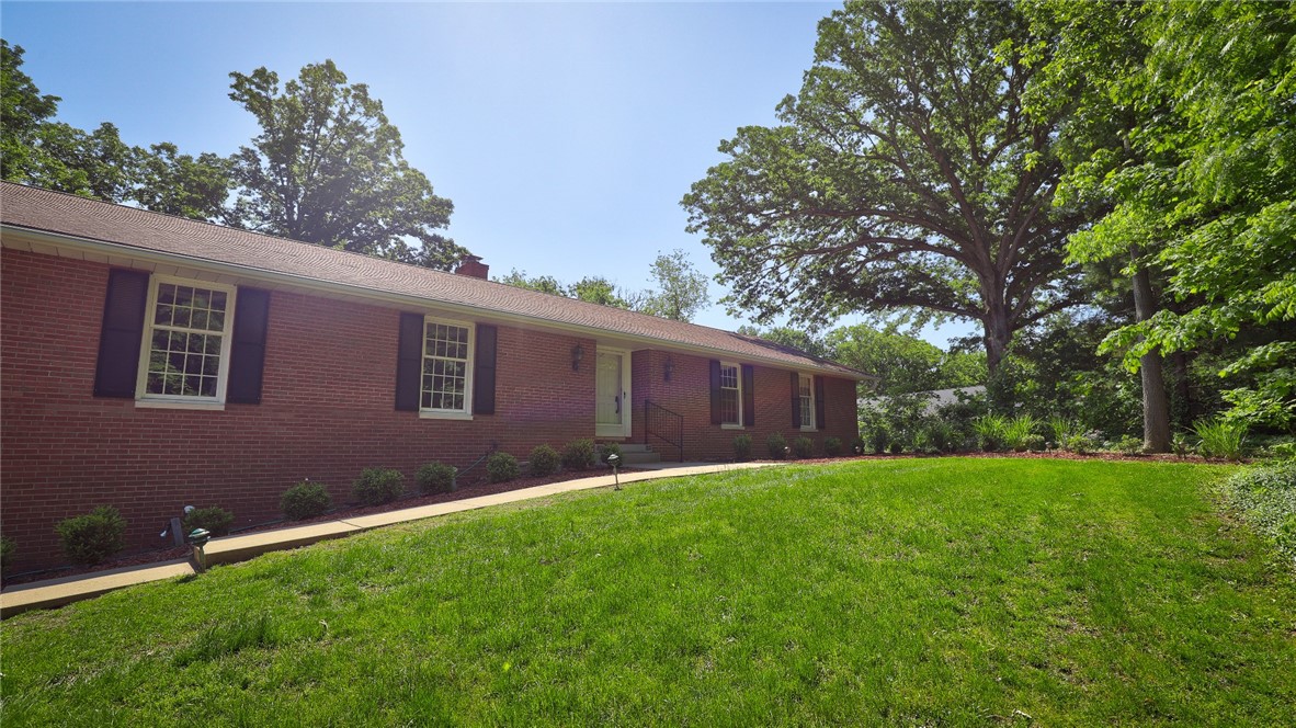 4600 Benton Road Mount Zion, IL 62549 - Photo 3 of 41