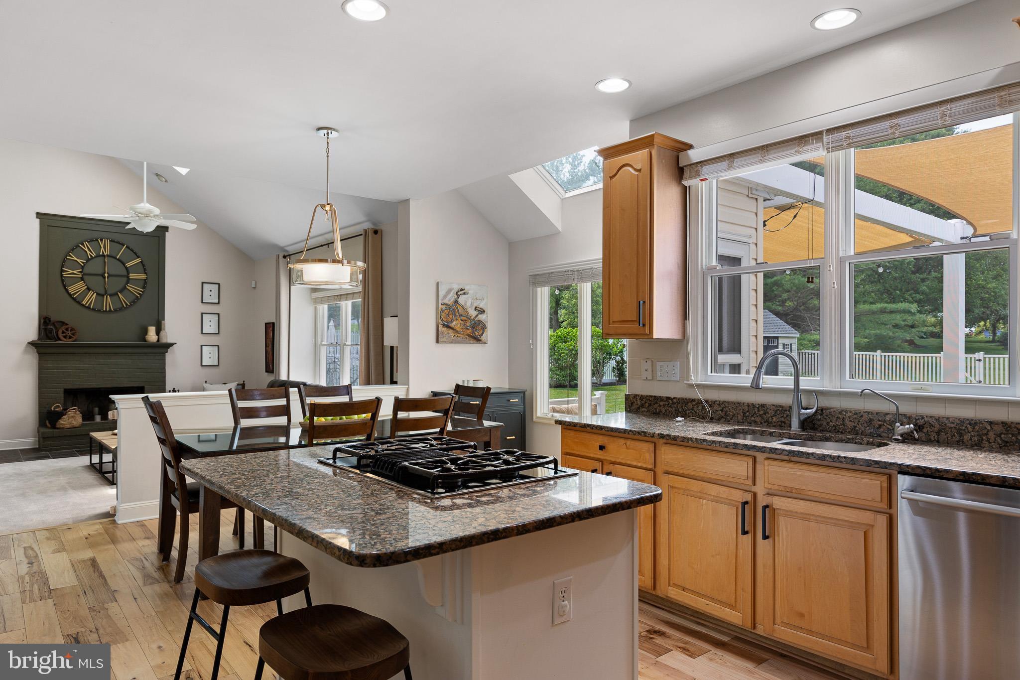 737 Meadowbank Road Kennett Square, PA 19348 - Photo 14 of 52 Gourmet Eat In Kitchen