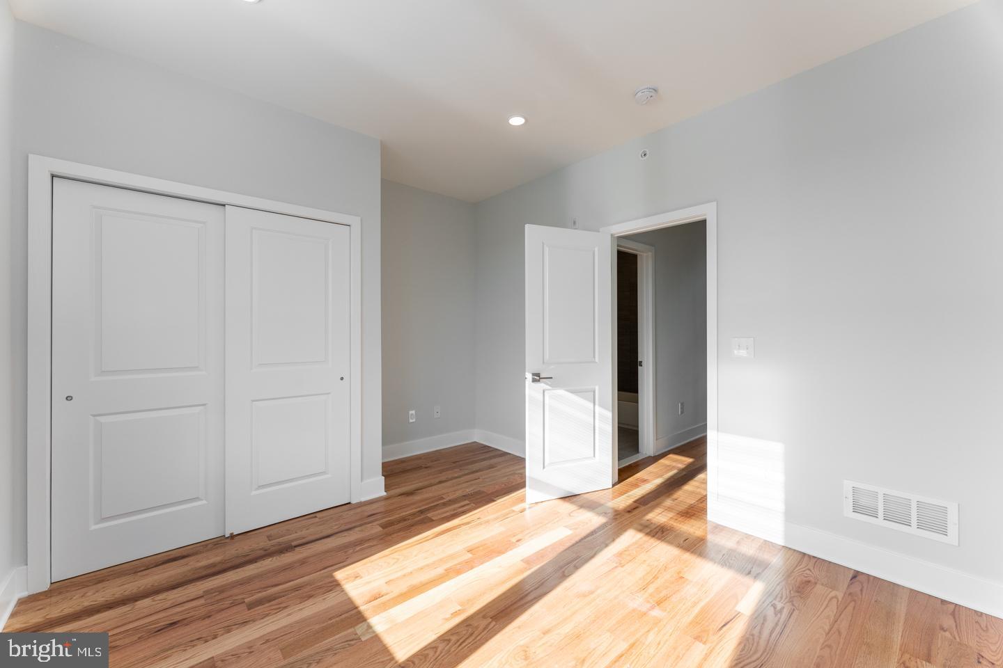 2933 Salmon Street, Unit 3 Philadelphia, PA 19134 - Photo 16 of 25