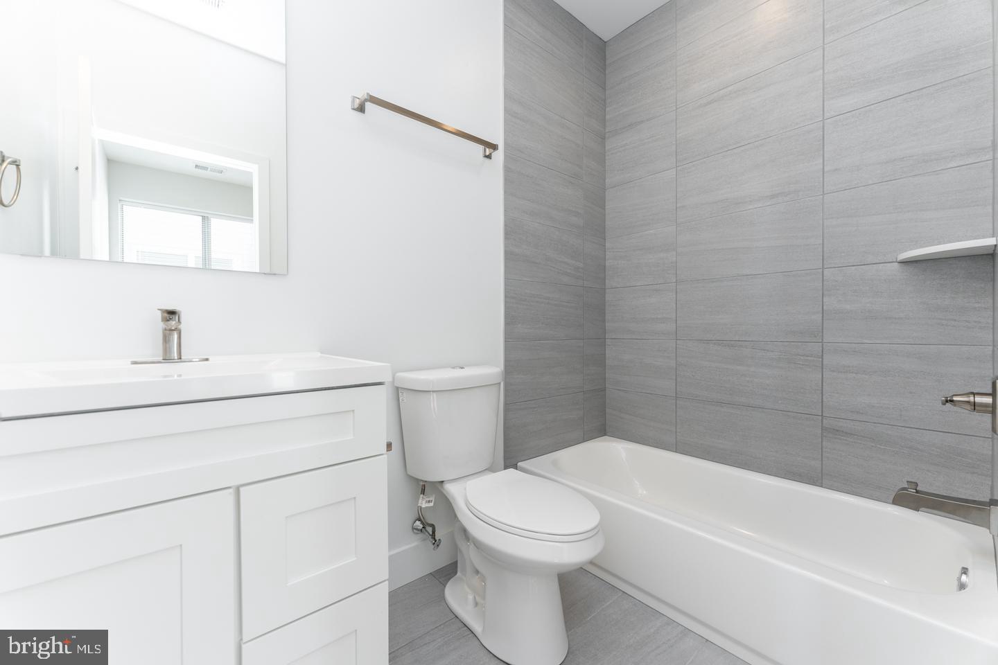 2933 Salmon Street, Unit 3 Philadelphia, PA 19134 - Photo 19 of 25