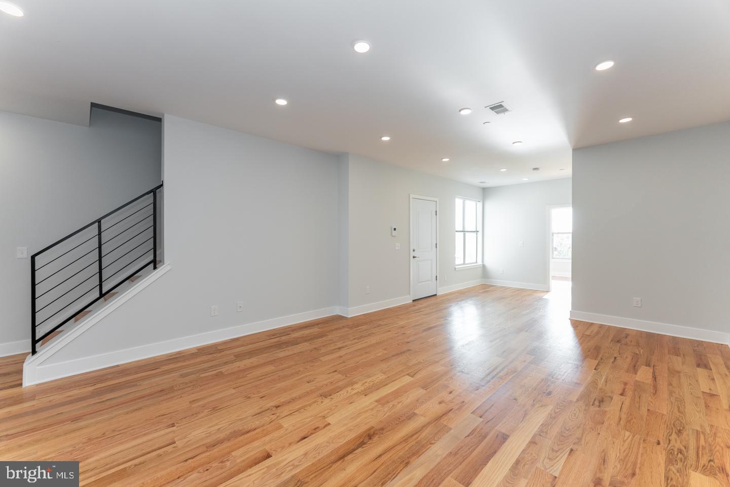 2933 Salmon Street, Unit 3 Philadelphia, PA 19134 - Photo 5 of 25