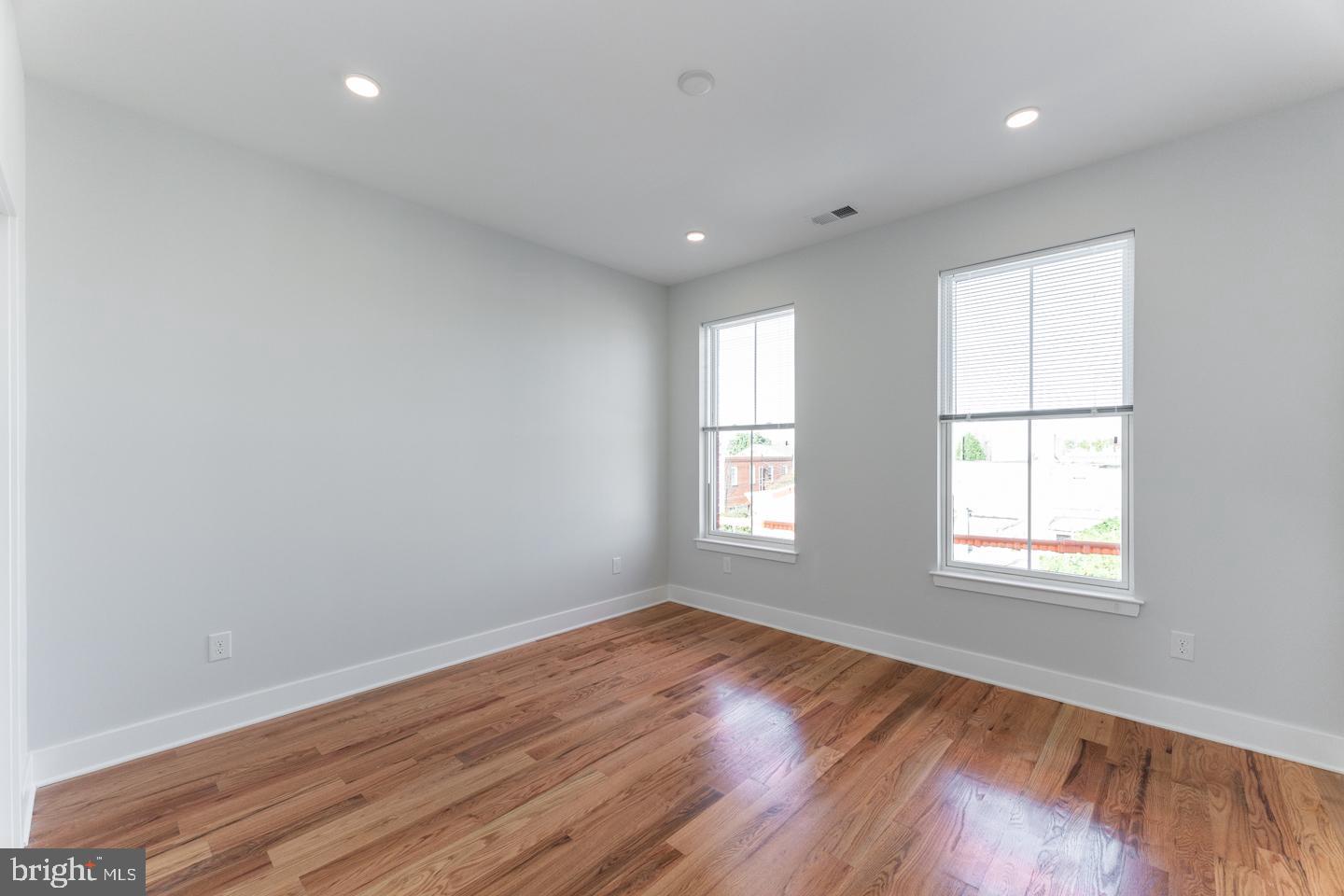 2933 Salmon Street, Unit 3 Philadelphia, PA 19134 - Photo 10 of 25