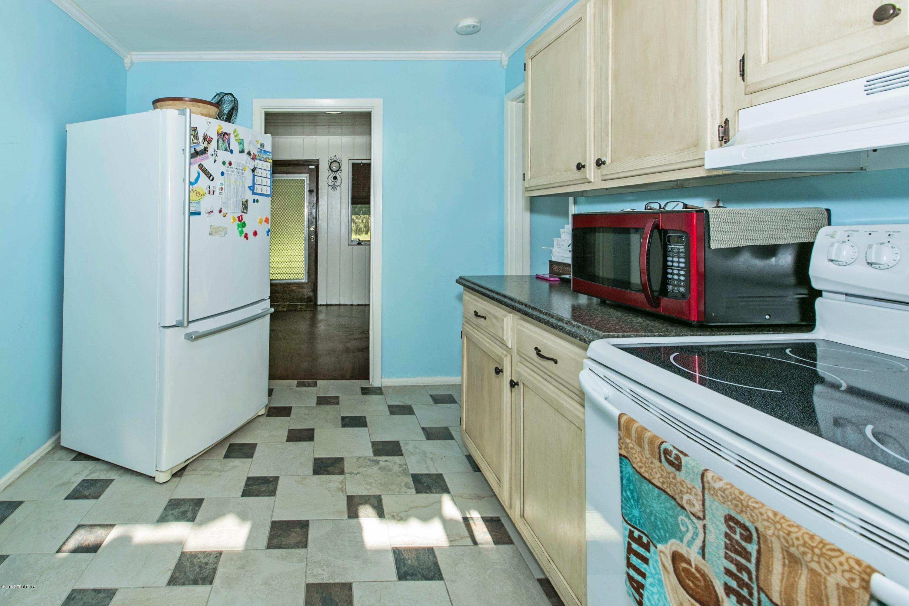 1025 Nightingale Road Jacksonville, FL 32216 - Photo 5 of 19 005_Kitchen