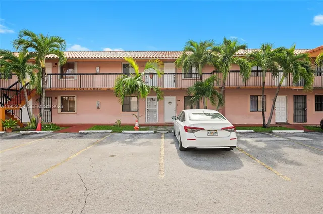 $1,850 | 2170 West 60th Street, Unit 16212, Hialeah, FL 33016