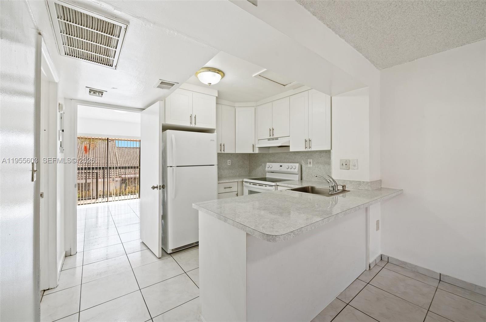 2170 West 60th Street, Unit 16212 Hialeah, FL 33016 - Photo 6 of 17