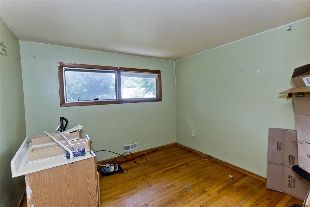 240 East Allen Ridge Road Springfield, MA 01118 - Photo 17 of 22 Gallery Image 17