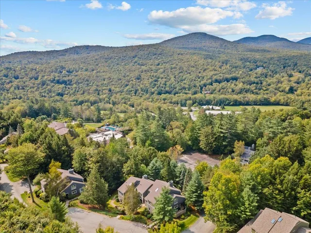 $1,349,000 | 384 Topnotch Drive, Unit 384A, Stowe, VT 05672