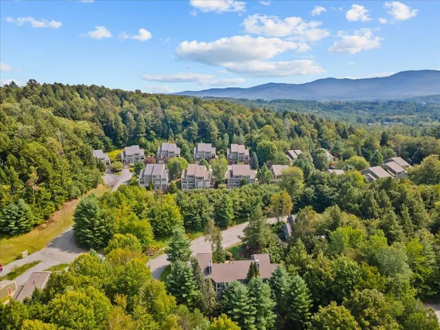 $1,349,000 | 384 Topnotch Drive, Unit 384A, Stowe, VT 05672