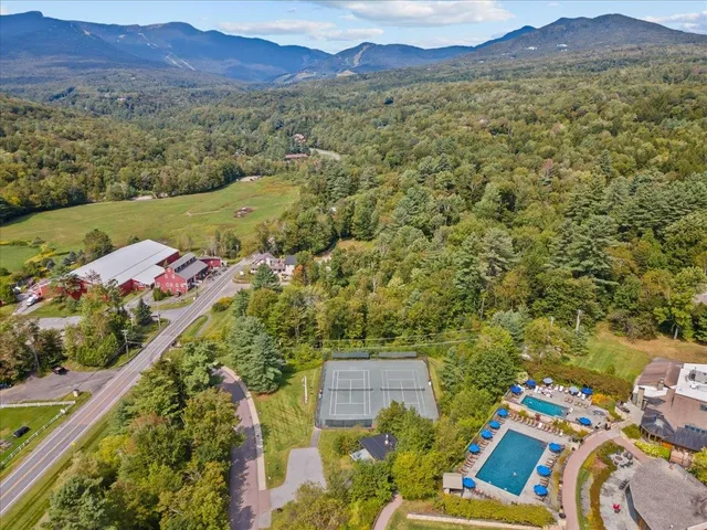 $1,349,000 | 384 Topnotch Drive, Unit 384A, Stowe, VT 05672
