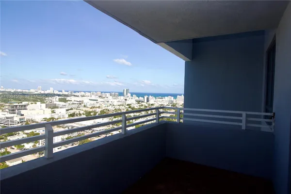$3,600 | 1330 West Avenue, Unit 3305, Miami Beach, FL 33139