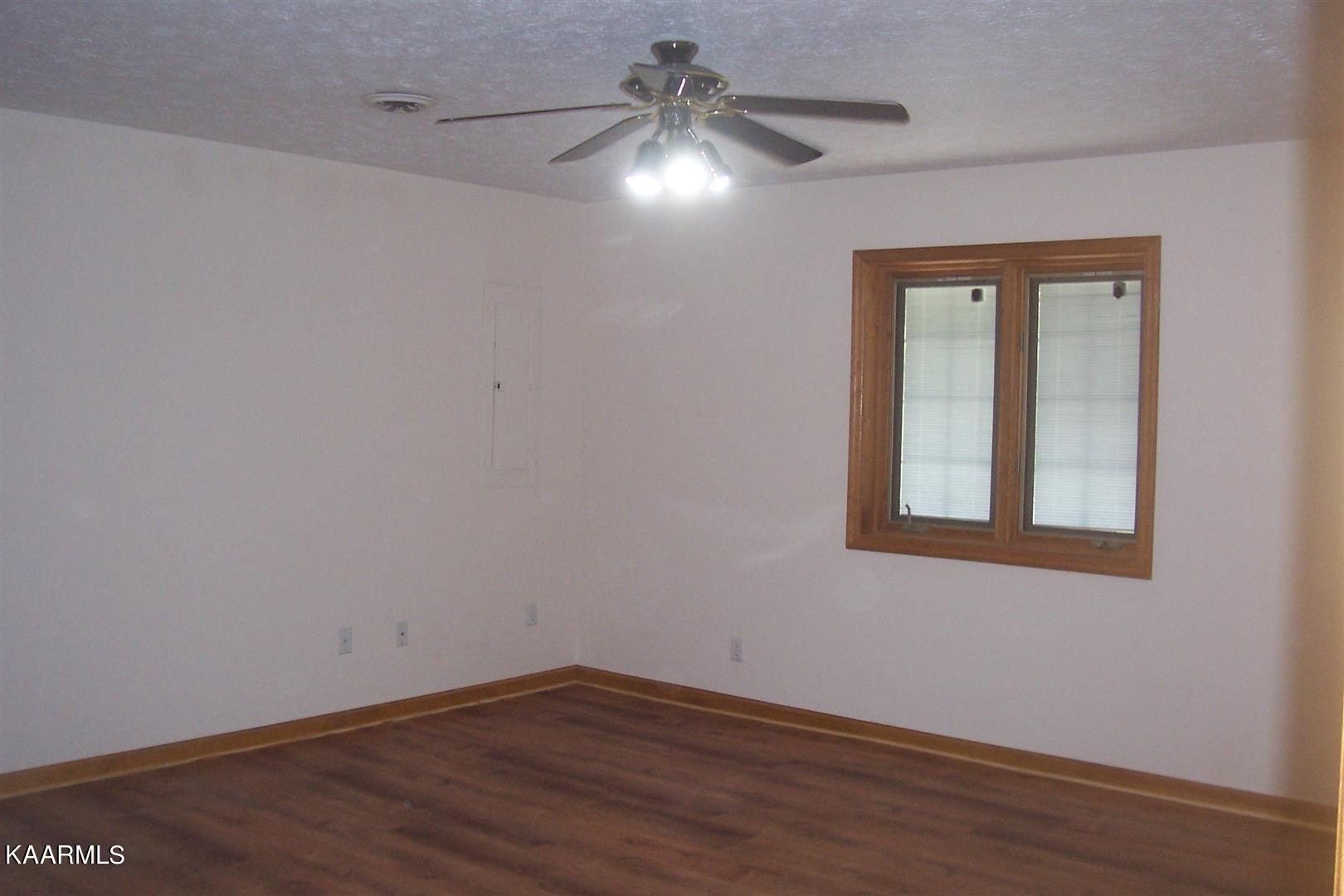 1315 McCarter Hollow Road Sevierville, TN 37862 - Photo 17 of 30 1315 McCarter Hollow Rd (34)