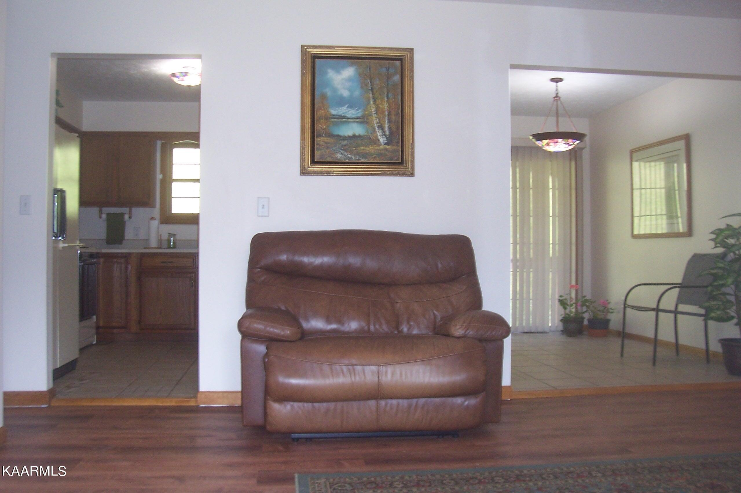 1315 McCarter Hollow Road Sevierville, TN 37862 - Photo 4 of 30 100_8313