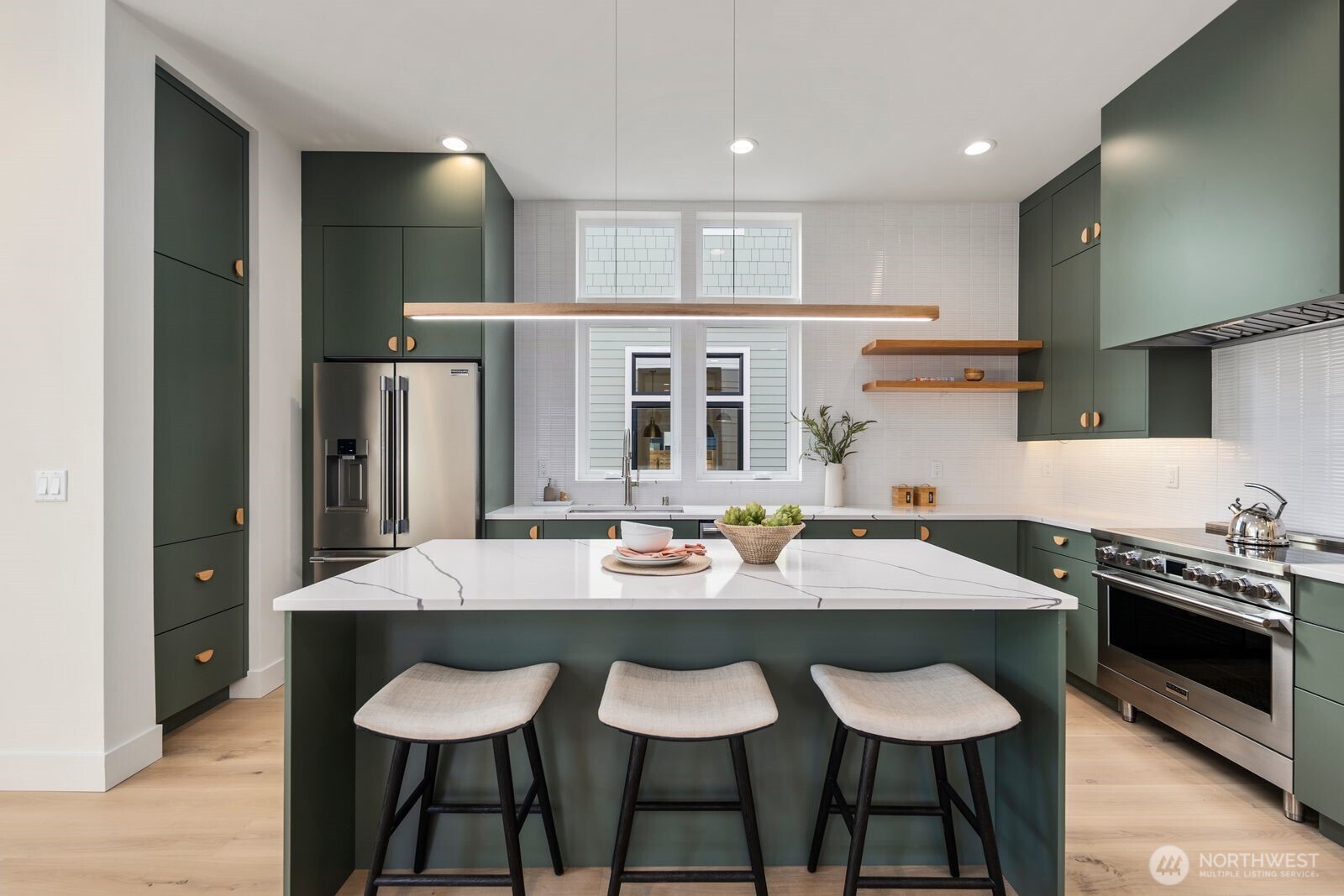 524 Northeast 89th Street, Unit A Seattle, WA 98115 - Photo 12 of 37