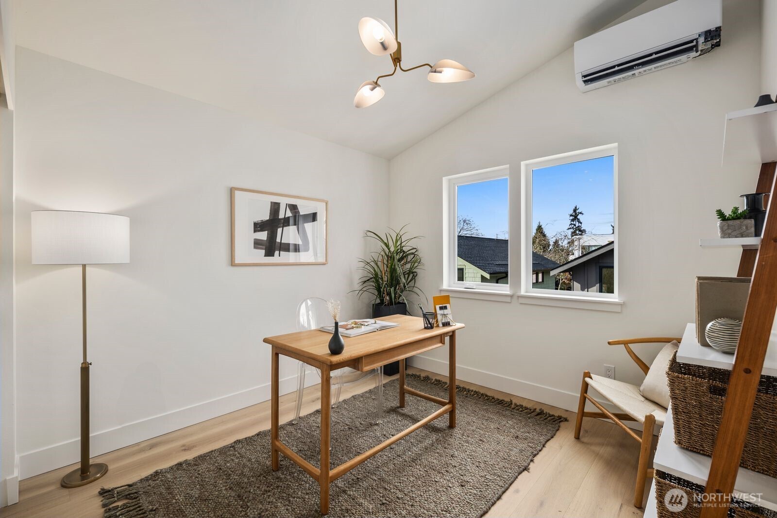 524 Northeast 89th Street, Unit A Seattle, WA 98115 - Photo 19 of 37