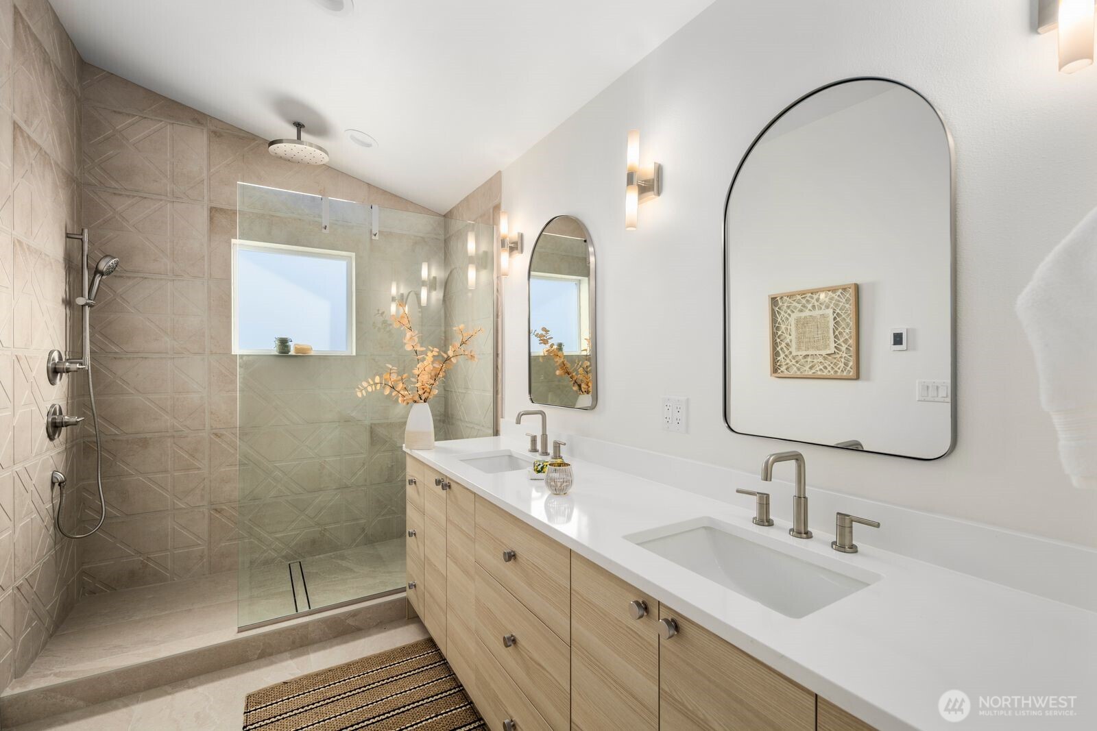 524 Northeast 89th Street, Unit A Seattle, WA 98115 - Photo 26 of 37