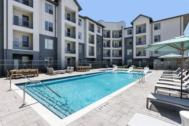$2,050 | 2400 Ace Lane, Unit 1217, Lewisville, TX 75067