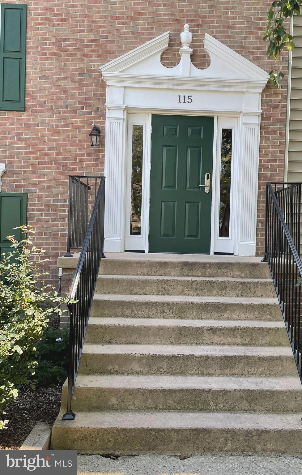 115 Fort Evans Road Southeast, Unit F Leesburg, VA 20175 - Photo 3 of 30 Front Entry